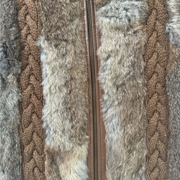 Fur Vest - Picture 3 of 4